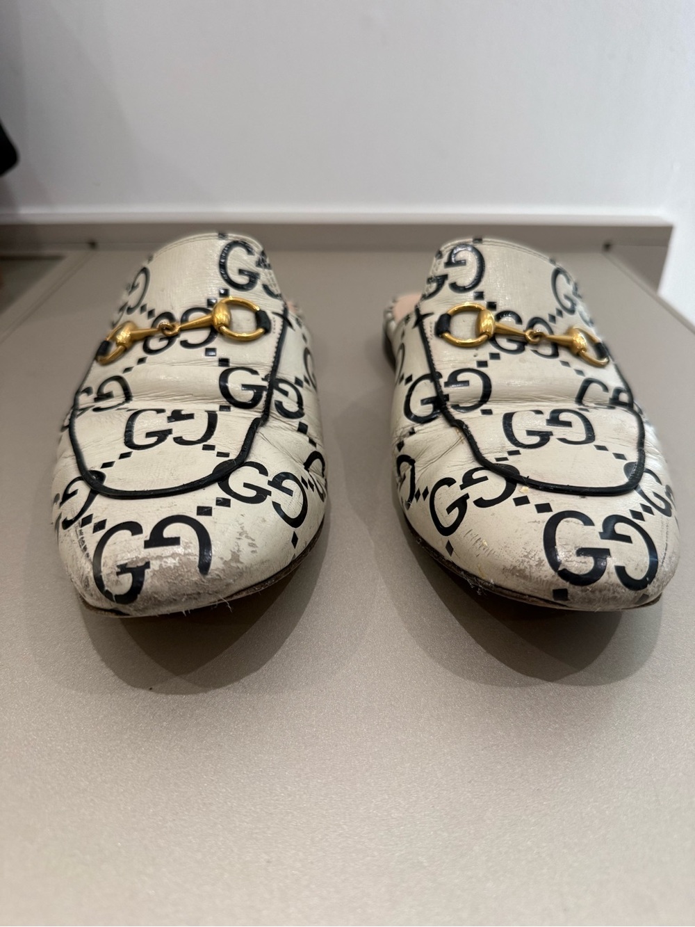 Gucci White Black GG Logo Women’s Horsebit Slip-On Mules - Picture 2 of 9